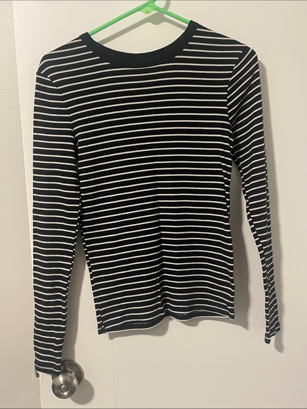 Big girl / preteen size large Adult small Striped Long Sleeve Top wild fable